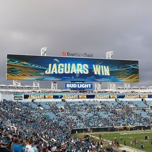 Meet your Posher, Jonny